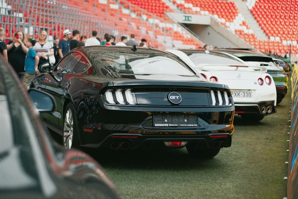 Acheter une voiture d'occasion à l'étranger : bon plan ou arnaque ?